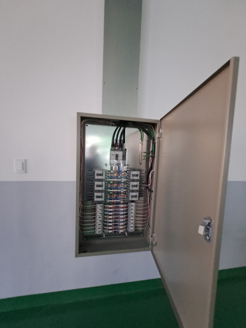 90cb9182514f6238137b2c2a0bfbcac2_1764318